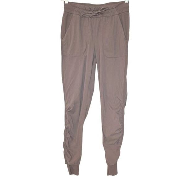 Lululemon Beyond the Studio Jogger Womens Size 8 Lunar Rock - Picture 4 of 10